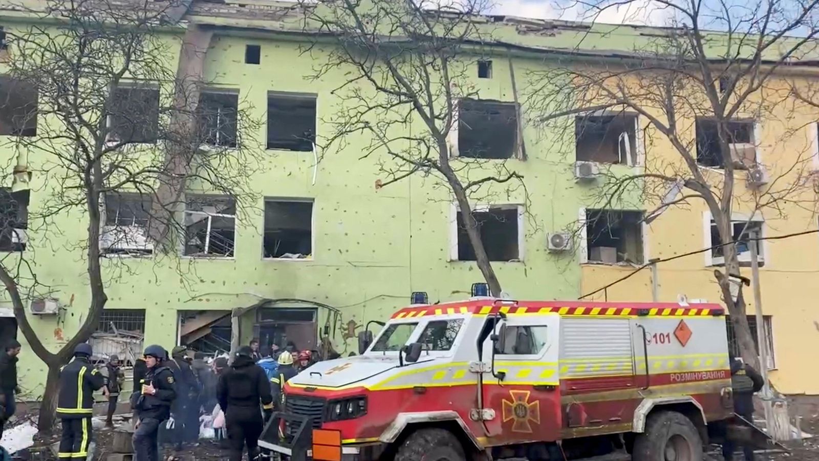 Els serveis d'emergència a 'hospital infantil de Mariúpol.