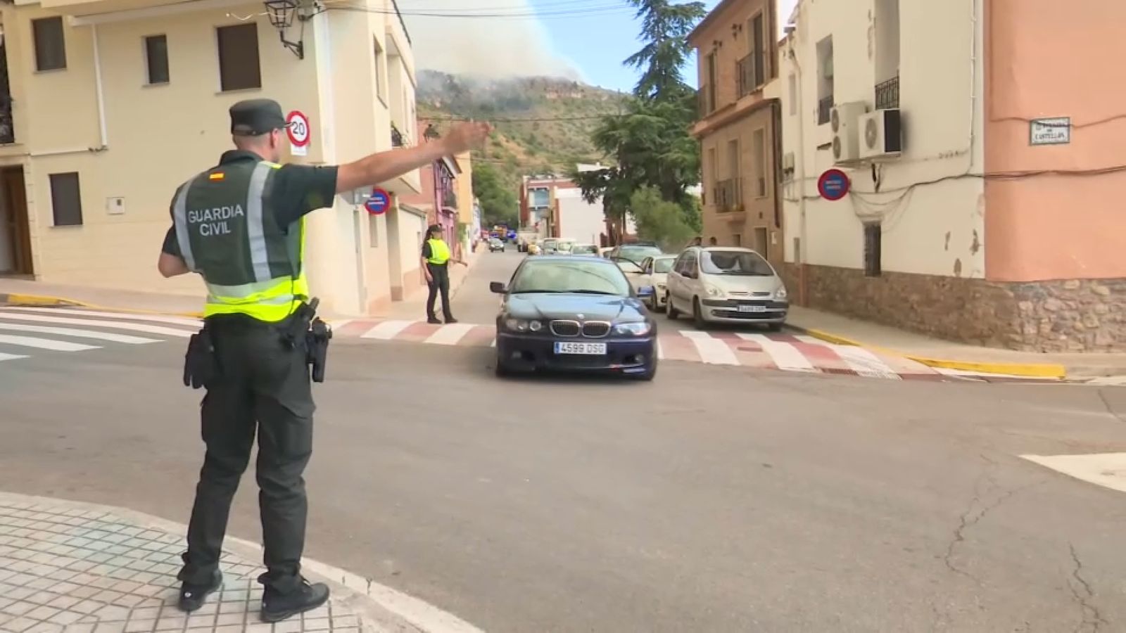 La Guàrdia Civil evacua Azuébar