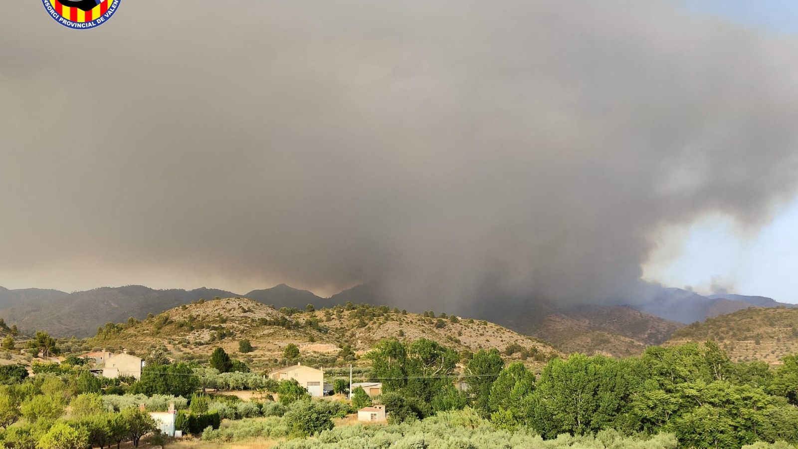 Imatge de l'incendi forestal de Calles