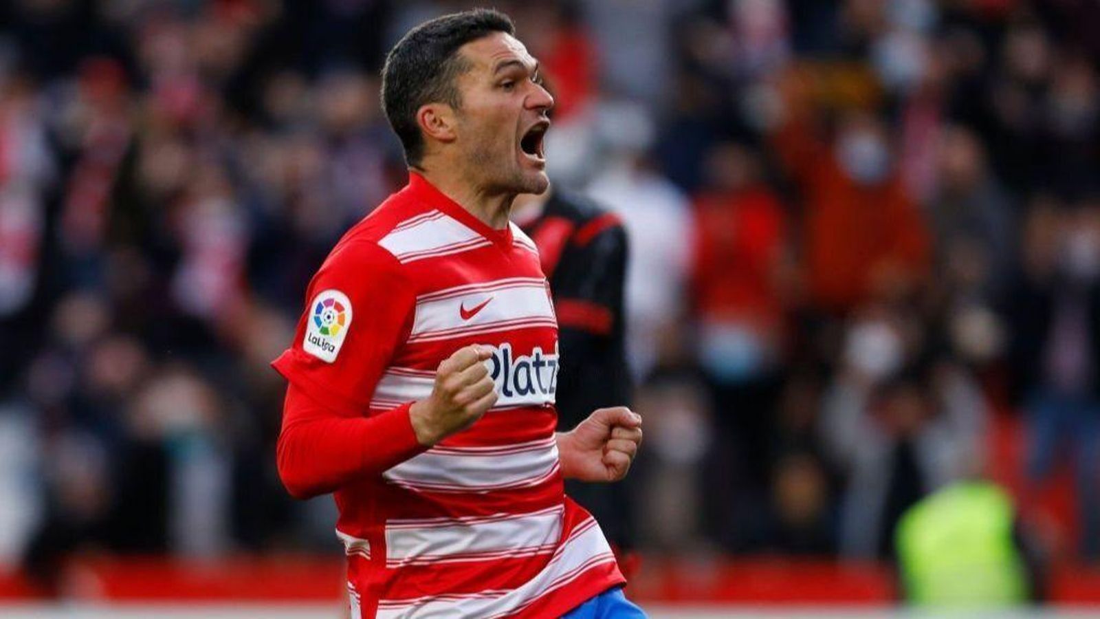 Jorge Molina celebra un gol