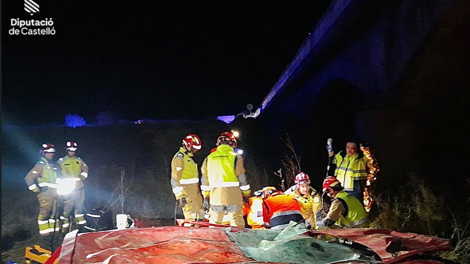 Moren dos persones i en tres resulten ferides en un accident de trànsit a la CV166, a Benassal