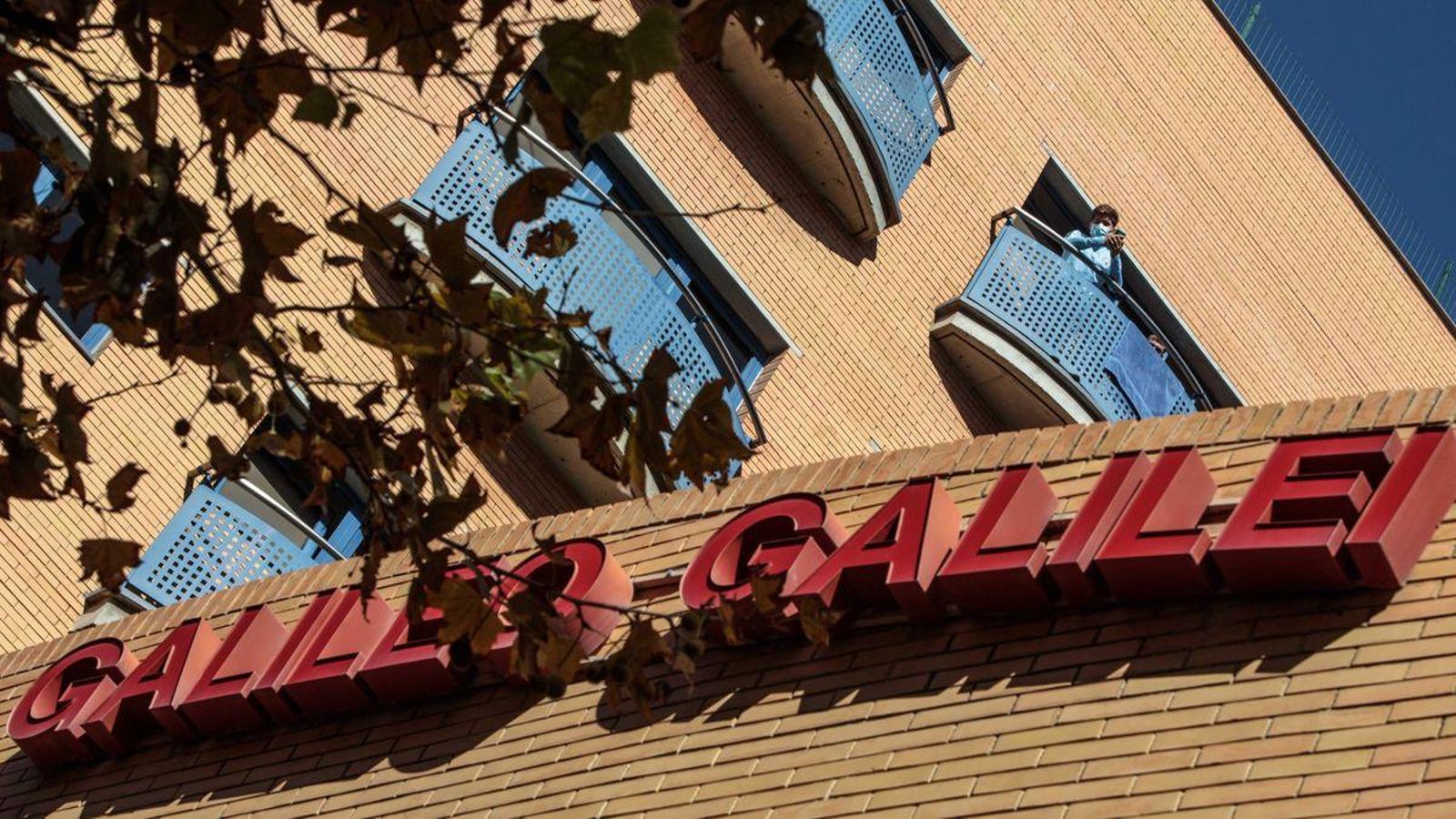 Vista exterior del col·legi major Galileo Galilei