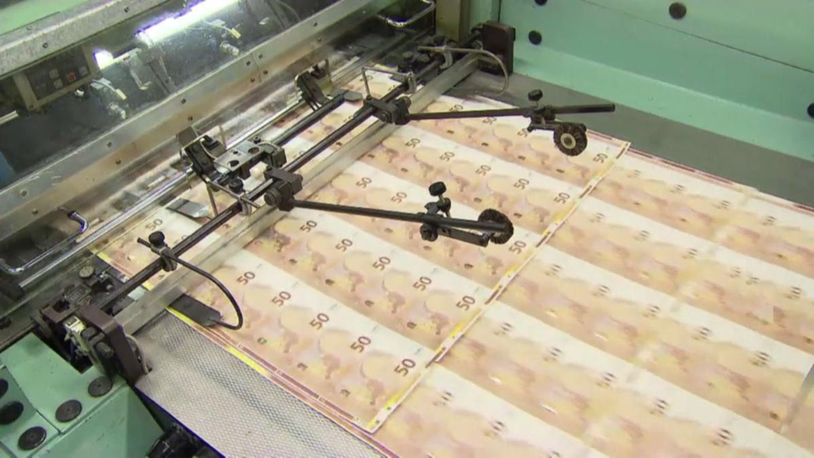 Dènou països han adoptat l'euro com a moneda de canvi