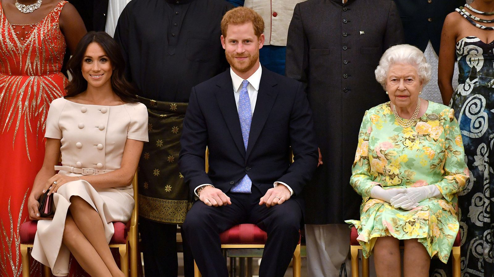Els ducs de Sussex amb la reina Elísabet II, en una imatge d'arxiu