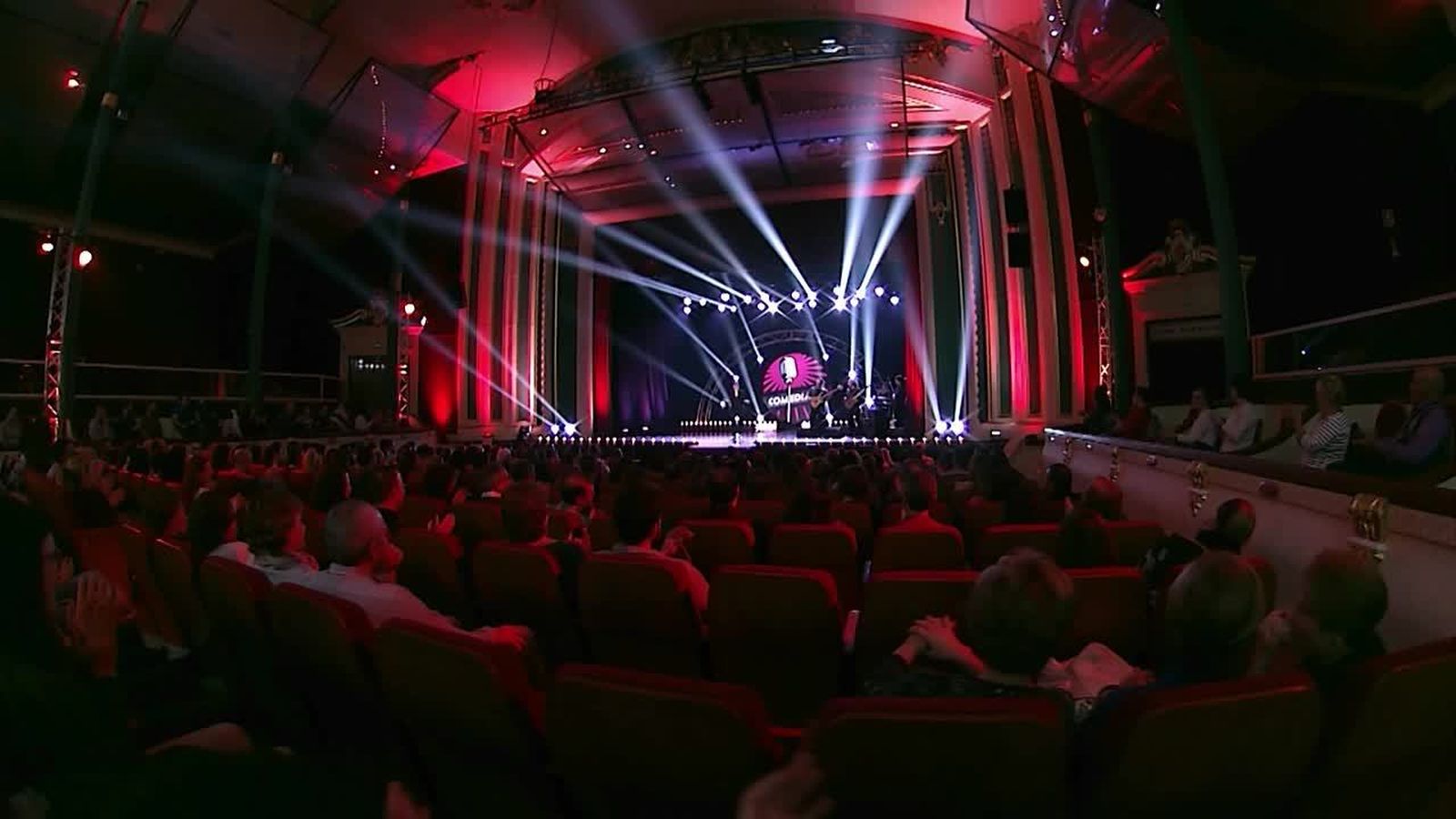30.10.2019 | Comediants