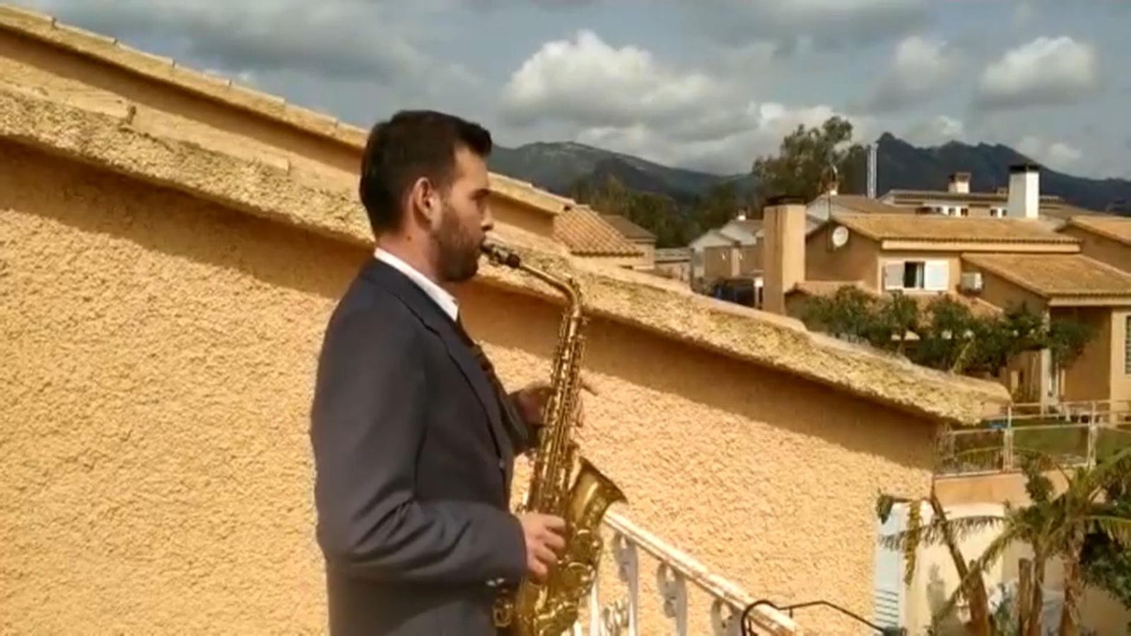 Música des dels balcons per a celebrar un Sant Josep atípic