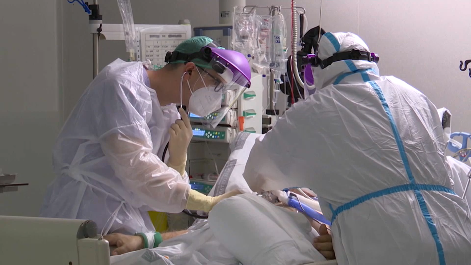 Imatge d'arxiu de personal mèdic en un hospital de la Comunitat Valenciana