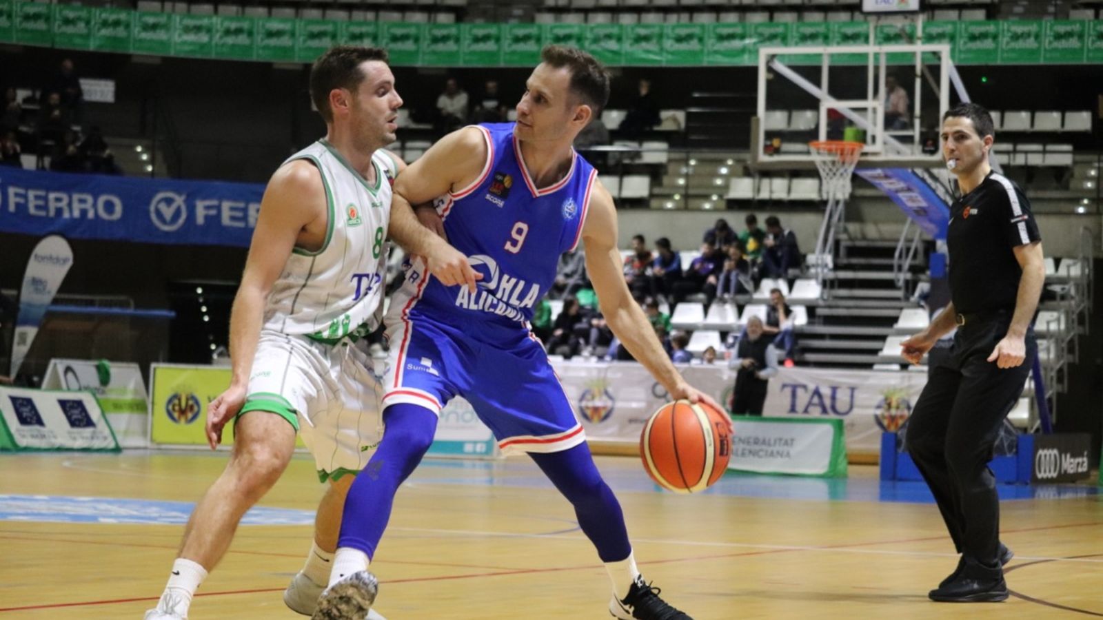 El TAU Castelló va guanyar el derbi a l’HLA Alacant en la pròrroga (91-85) la temporada passada