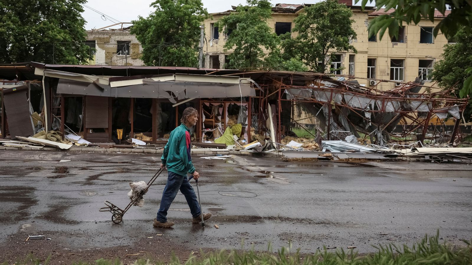Myrnohrad, al Donetsk, després d'una atac rus