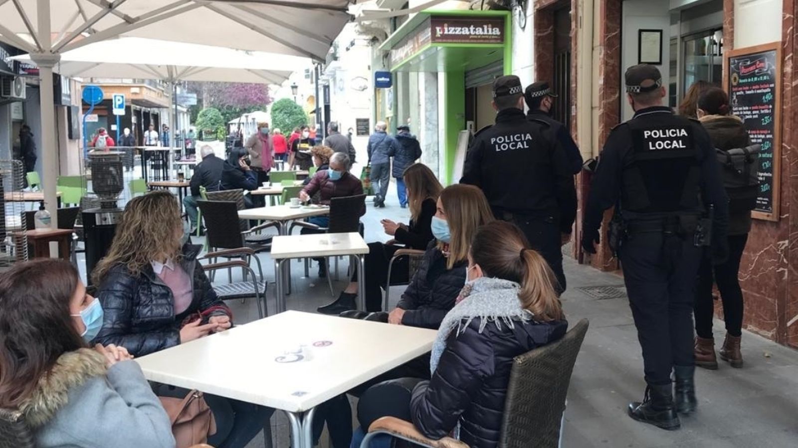 Els efectius han alçat 311 denúncies per no respectar les normes anti-Covid