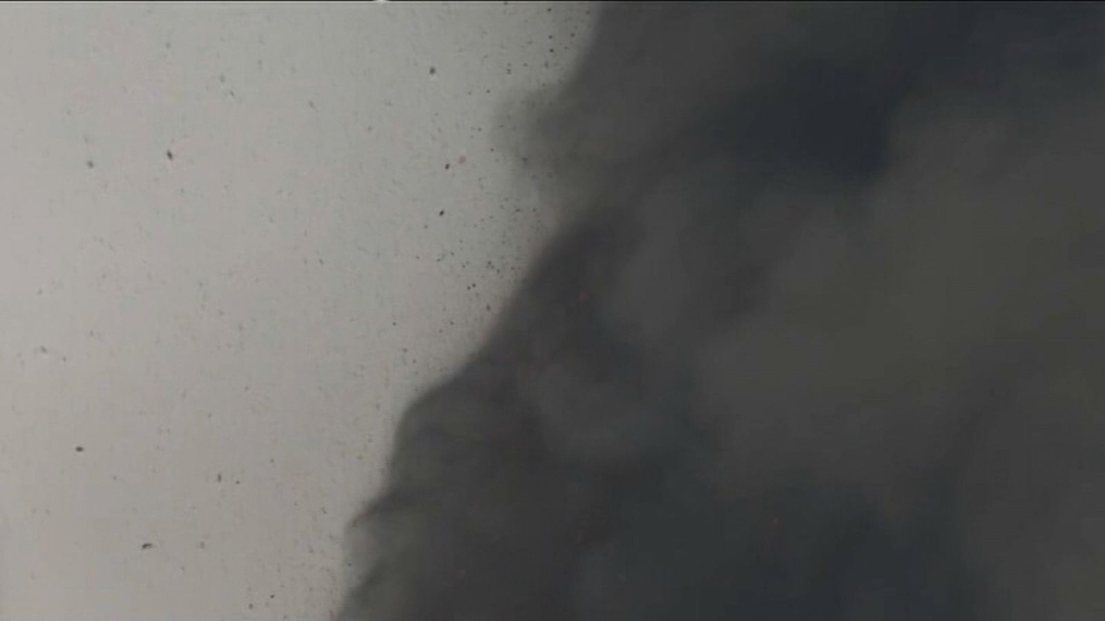 La cendra és un altre problema derivat de l'erupció del Cumbre Vieja