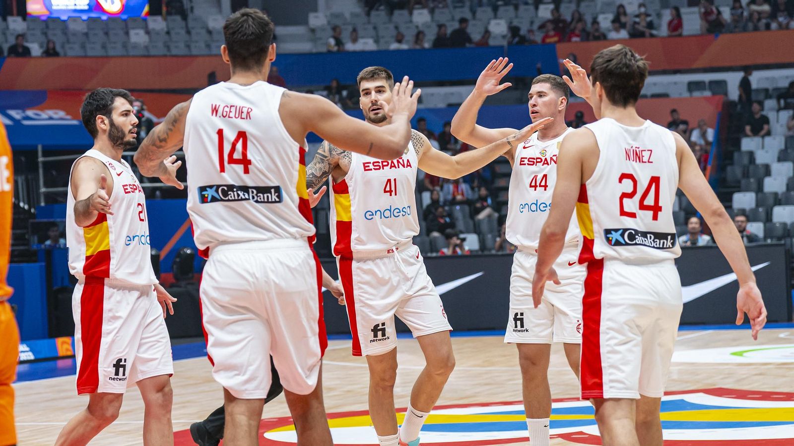 La selecció espanyola de bàsquet guanya a Costa d'Ivori