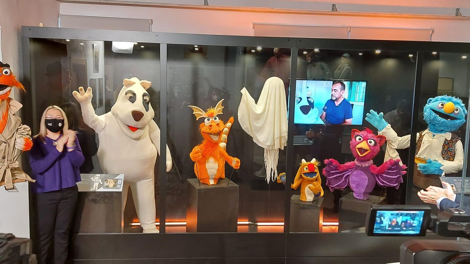 Les Feretes d’À Punt i el gos Babalà de Canal 9 s’incorporen al Museu Internacional de Titelles d’Albaida