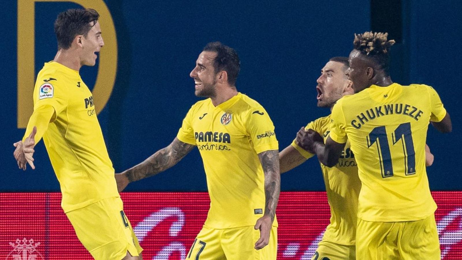 Pau, Alcácer, Moi i Samu celebren un gol del Villarreal