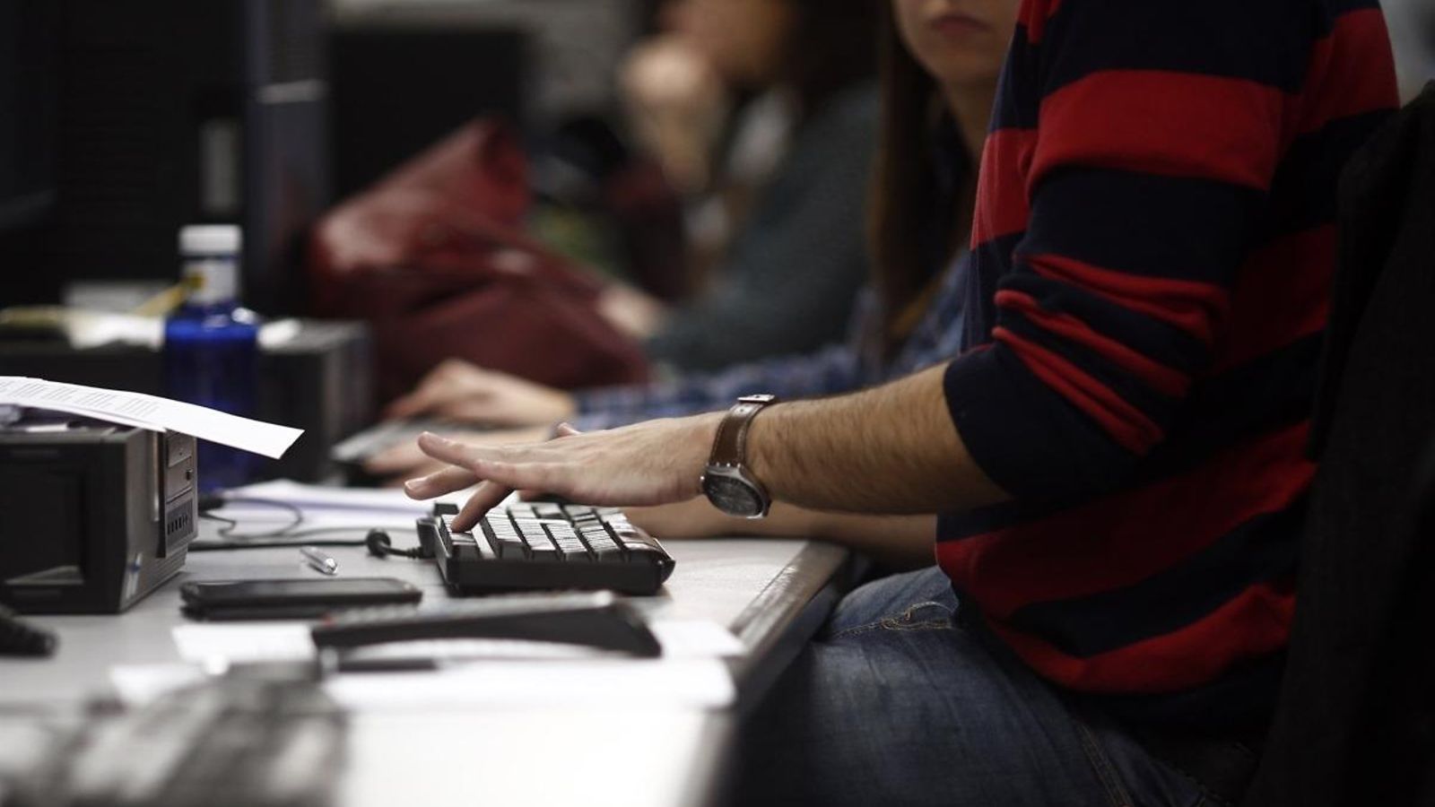 Dues de cada tres empreses familiars creuen que hauran de reduir plantilla