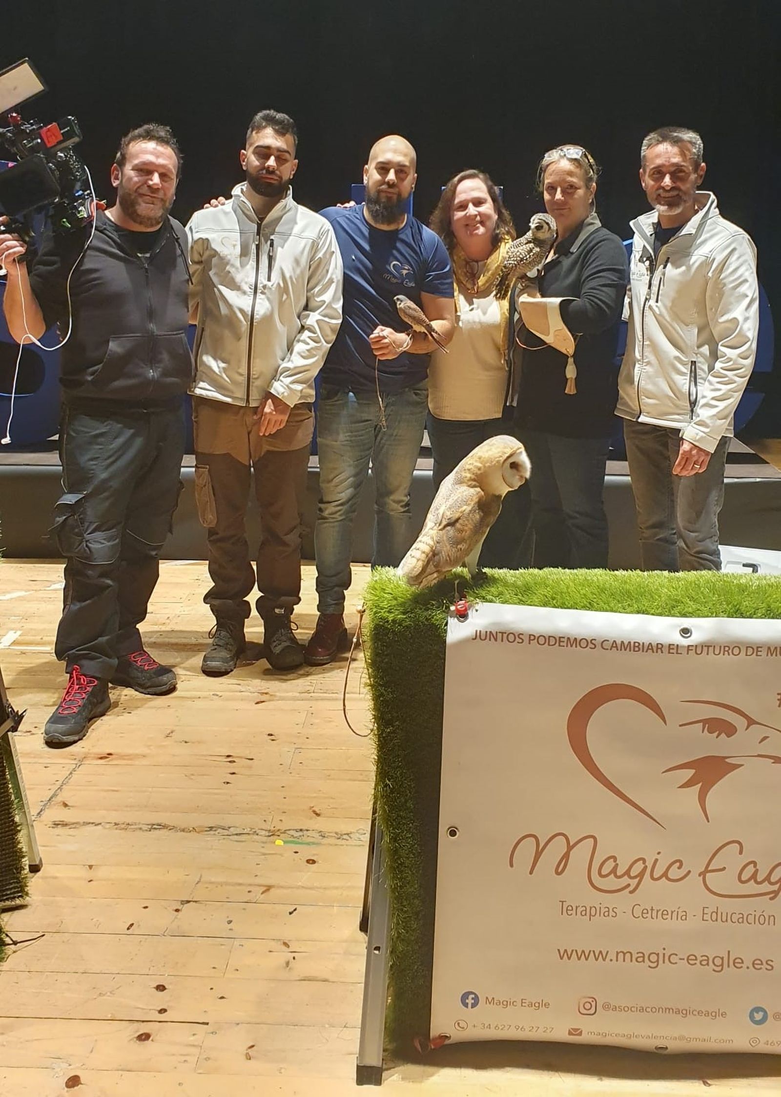 L'equip del programa en una gravació amb Olite Rodríguez de la Fuente