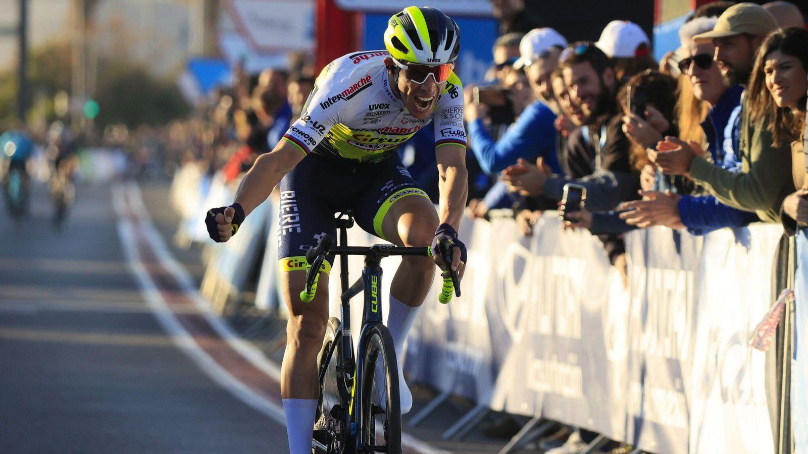 Rui Costa celebra el triomf