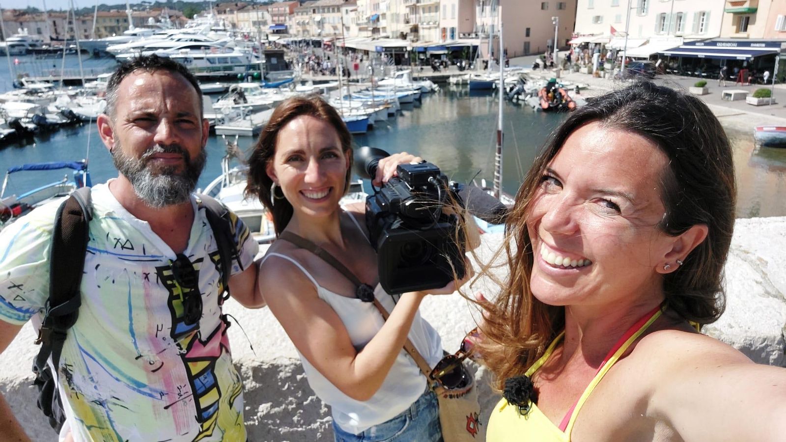 Amb Júlia, de Castelló de la Plana, coneixem el port de Saint Tropetz Amb Júlia, de Castelló de la Plana, coneixem el port de Saint Tropetz