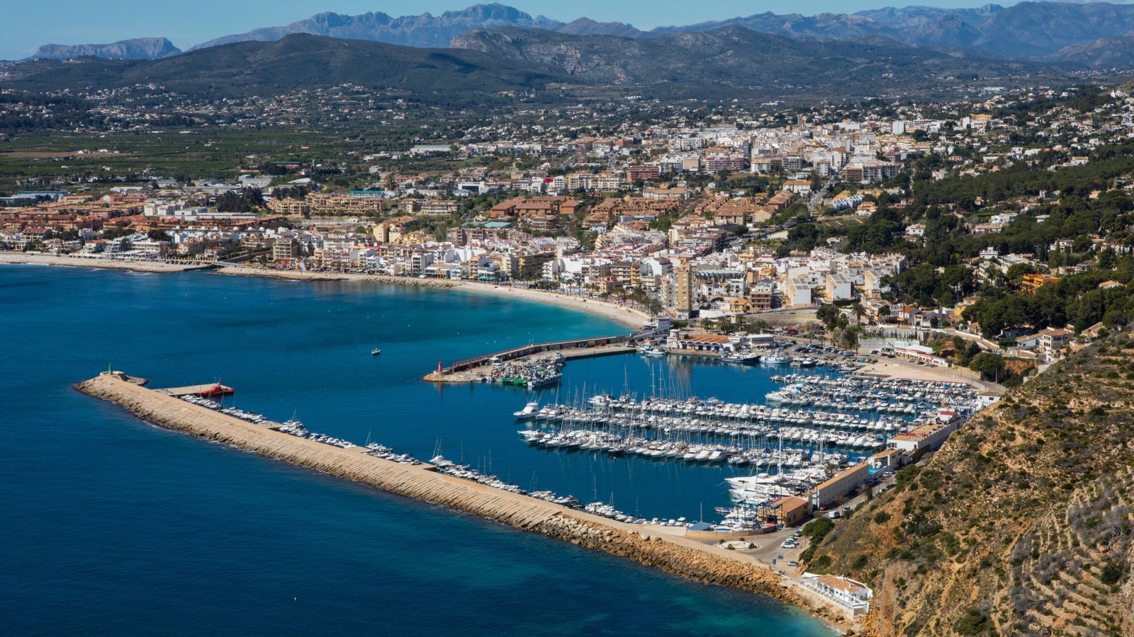 El port de Xàbia des del cap de Sant Antoni