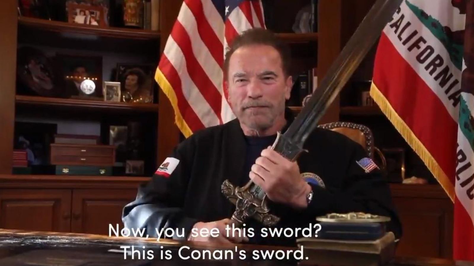 Fragment del vídeo que Arnold Schwarzenegger ha penjat en el seu canal de Twitter