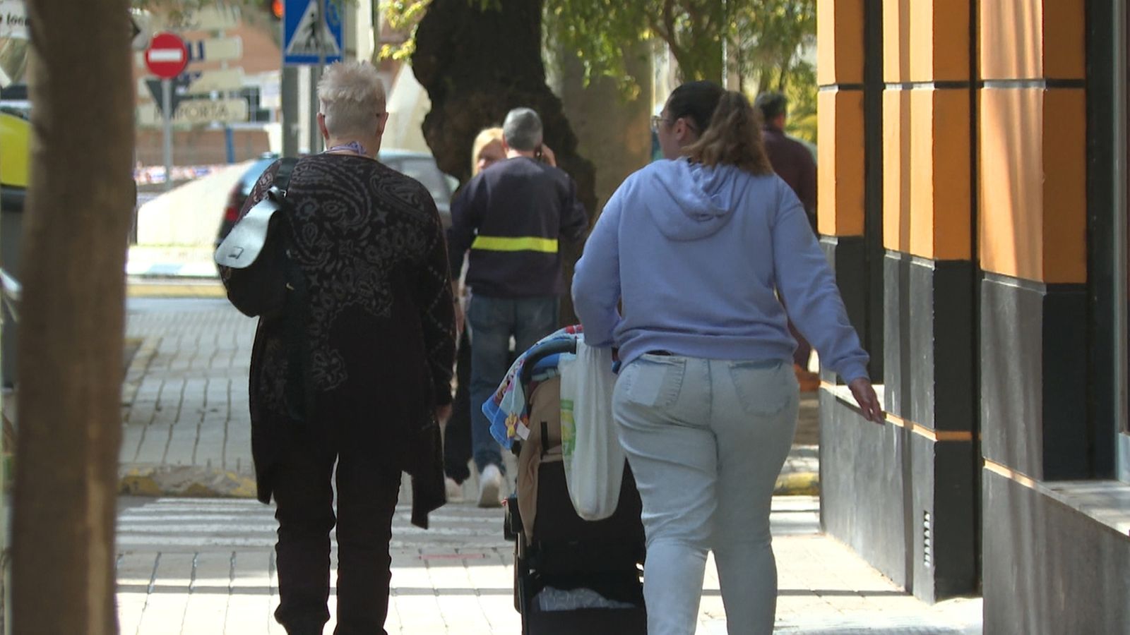 El 52% dels consumidors de la Comunitat Valenciana opta pel comerç local després de la dana