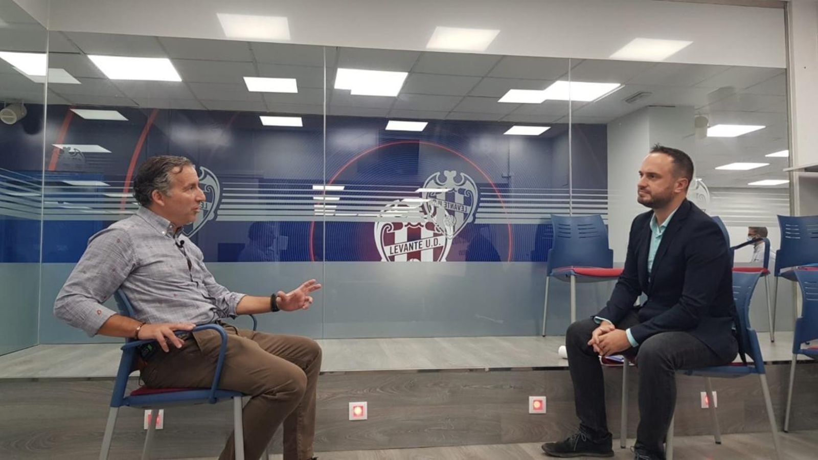 21.10.2021 | Conversa amb Javi Pereira