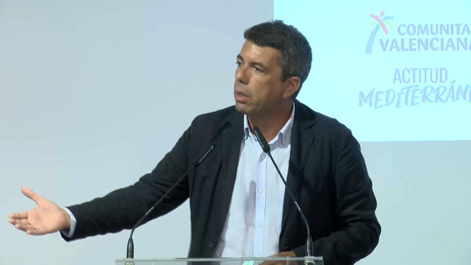 El president, Carlos Mazón, durant l'acte a Alacant