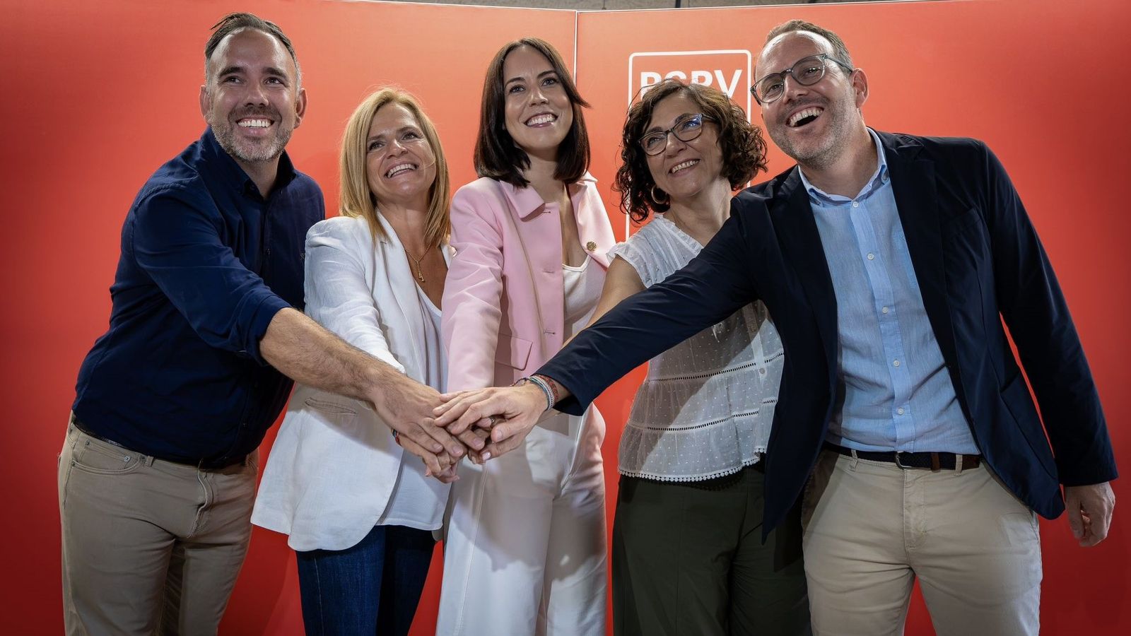 Diana Morant, al centre, amb els candidats i candidates a les alcaldies de Castelló, València, Alacant i Elx