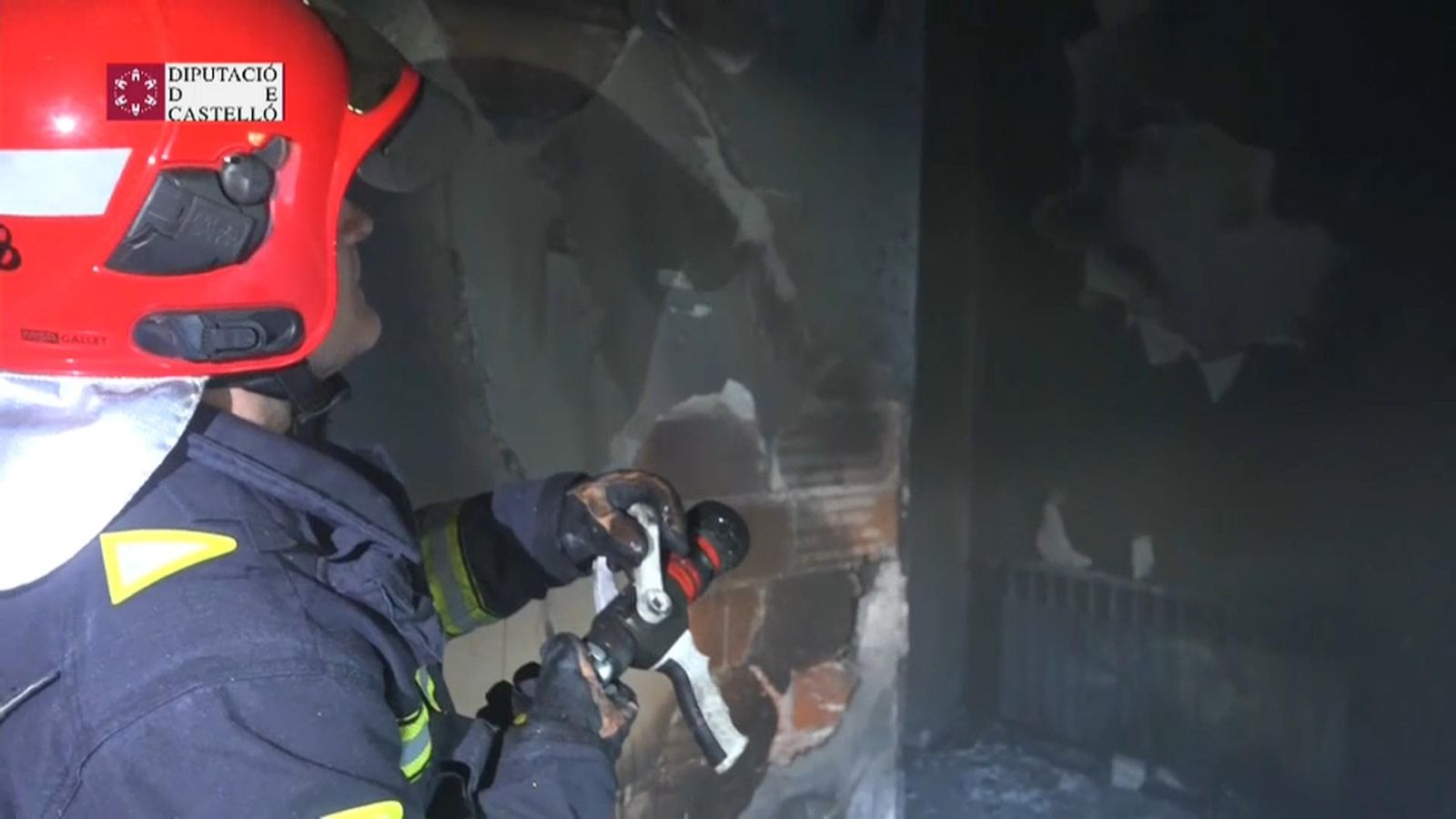 Mor l\'home ferit en l\'incendi d\'una residència de Benicàssim