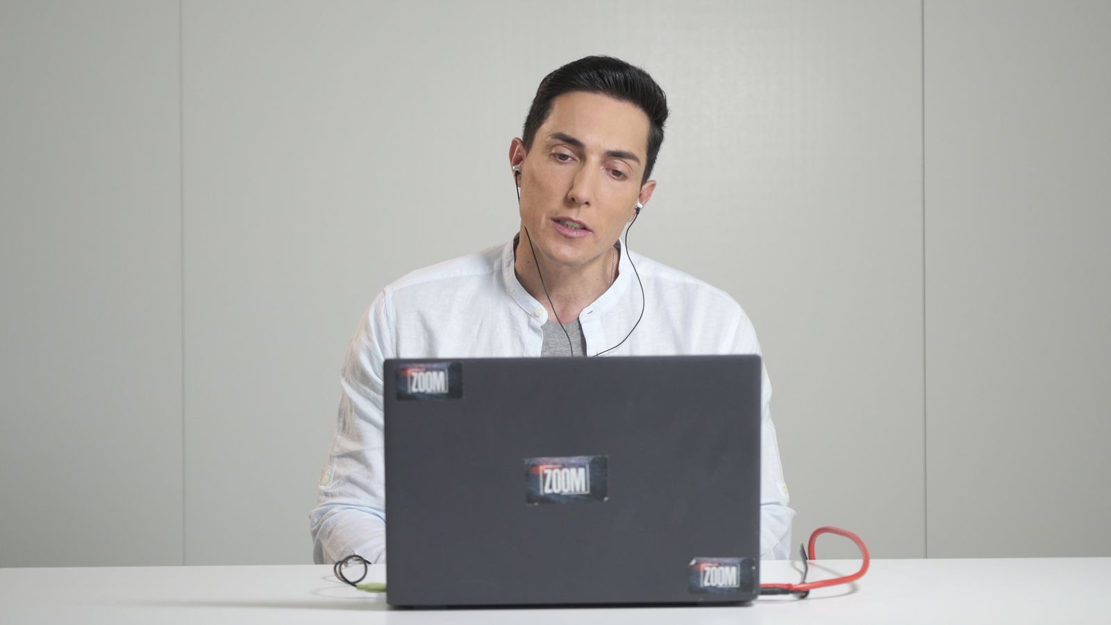 Bernar Giménez consultarà els experts des de Zoom