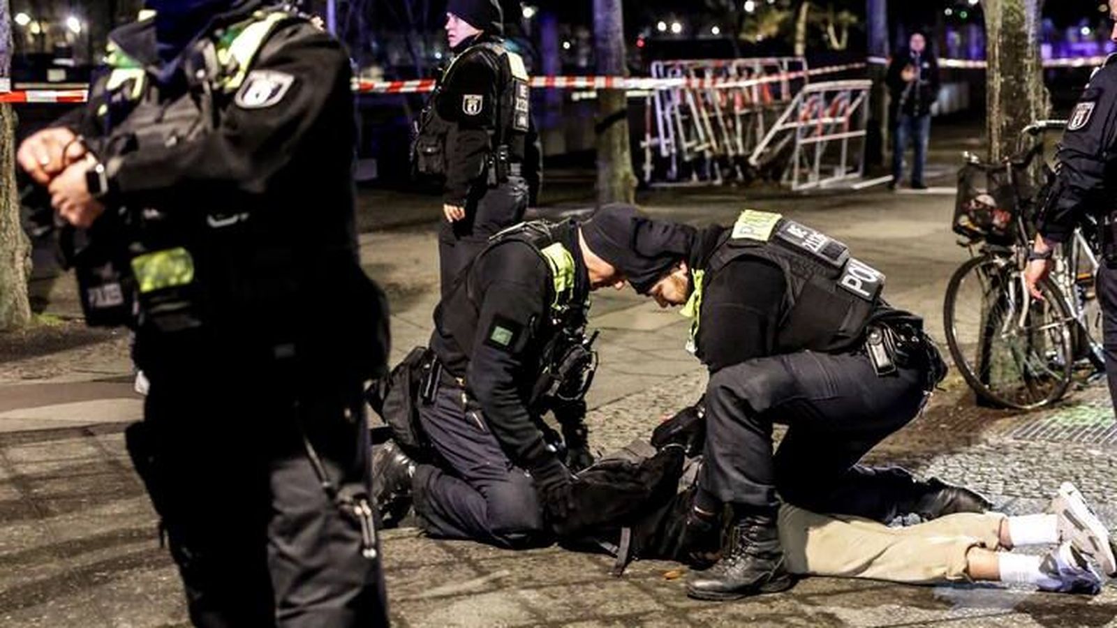 Policies alemanys detenen l’autor de l’apunyalament d’un turista basc a Berlín, en una imatge d’arxiu de febrer del 2025