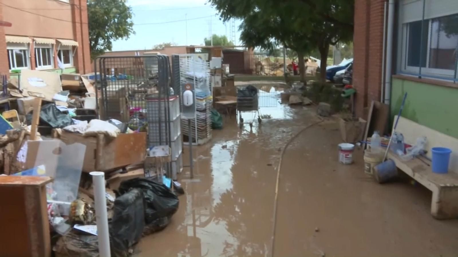 El CEIP l'Horta de Paiporta va quedar greument danyat per la dana El CEIP L'Horta de Paiporta va patir molts danys per la dana