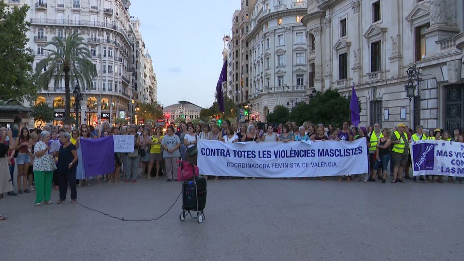 Concentració de la Coordinadora Feminista de València contra les violències masclistes