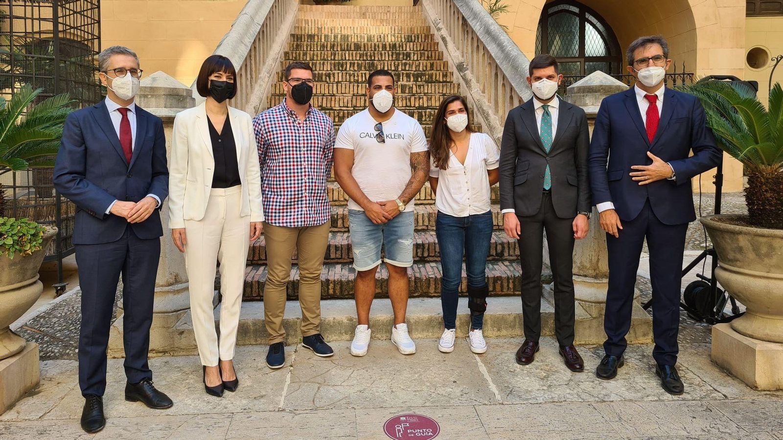 Diana Morant i alts càrrecs en les portes del Palau Ducal