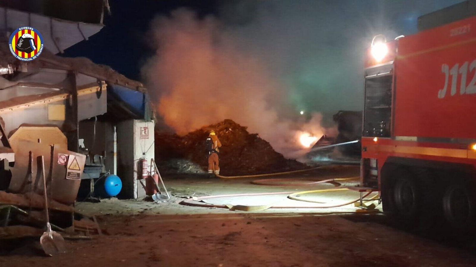 L'incendi es declarava de matinada i poc després de les huit del matí estava extingit