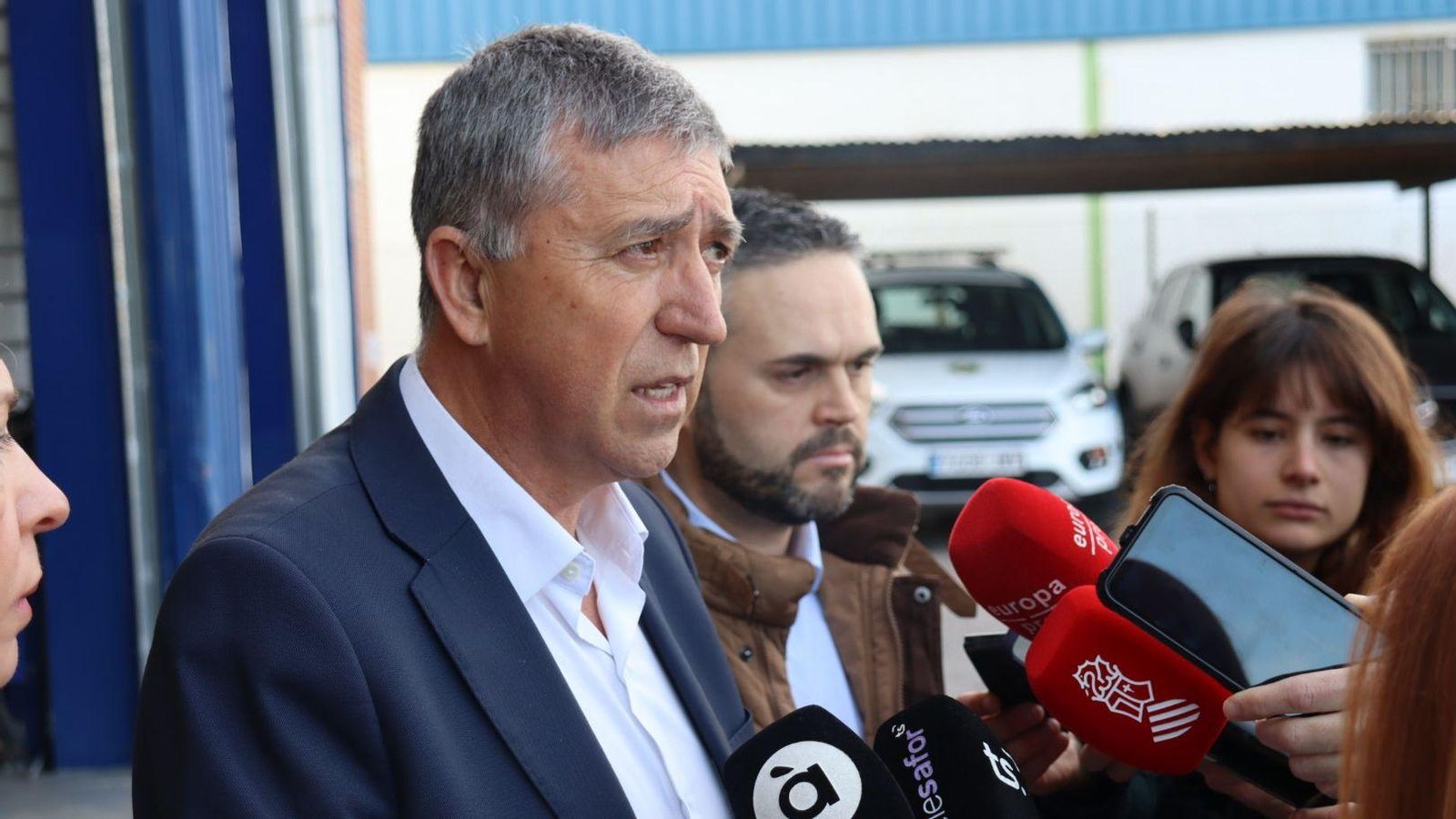 El conseller Rafa Climent, aquest dissabte en el Centre de la ITV de Gandia