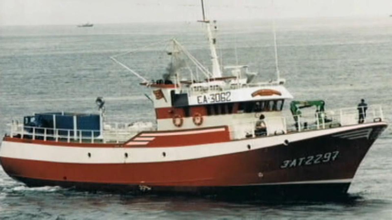 La mala mar a les costes de Líbia complica la situació a bord