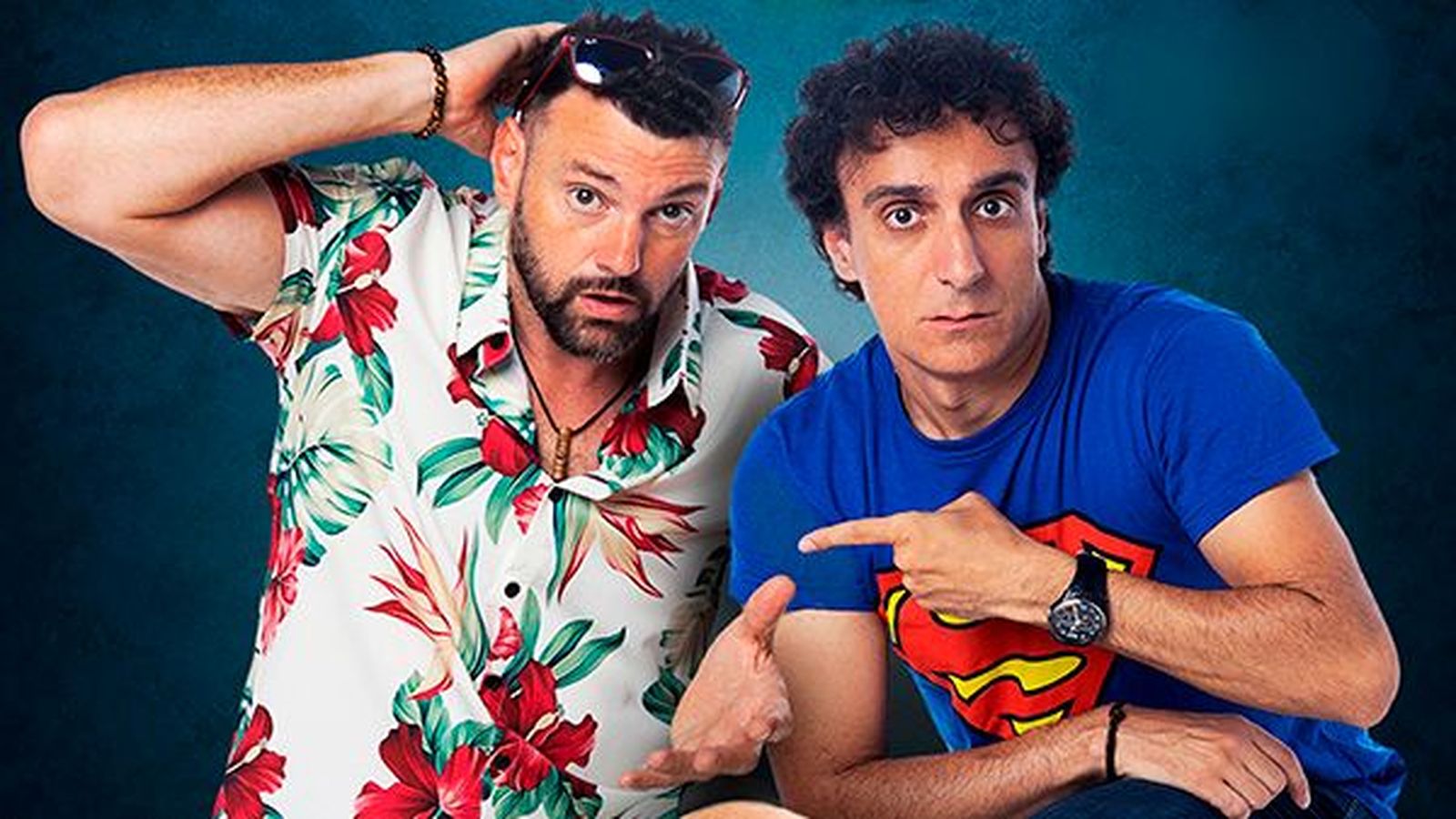 Els dos protagonistes de 'Dos solteros y un bebé' en el cartell anunciador de l'obra