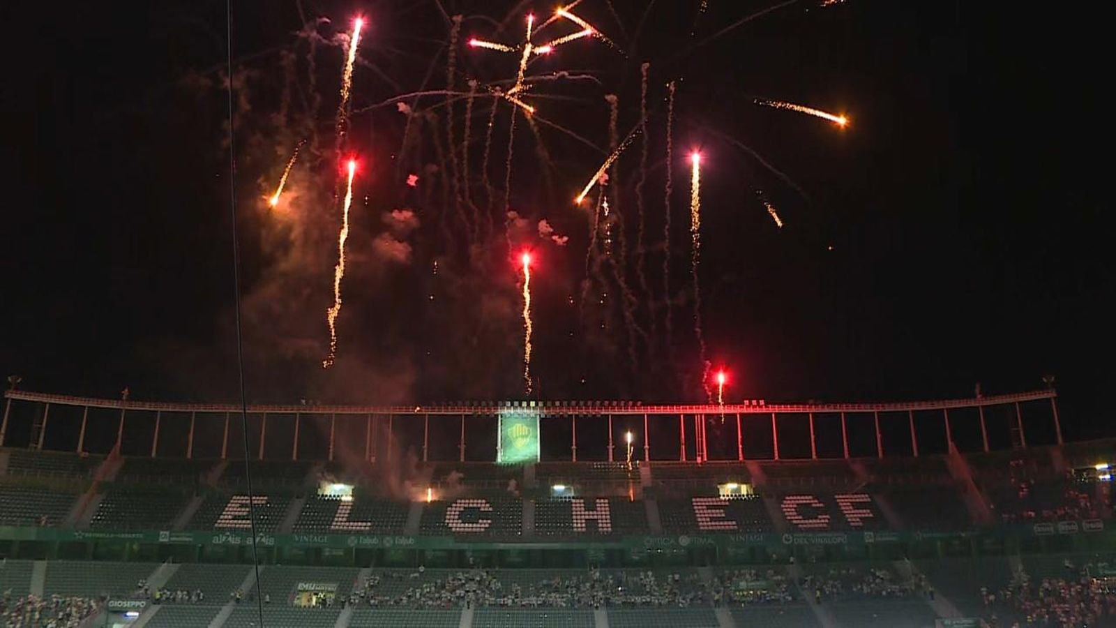 Celebració per l'ascens de l'Elx a l'estadi Martínez Valero