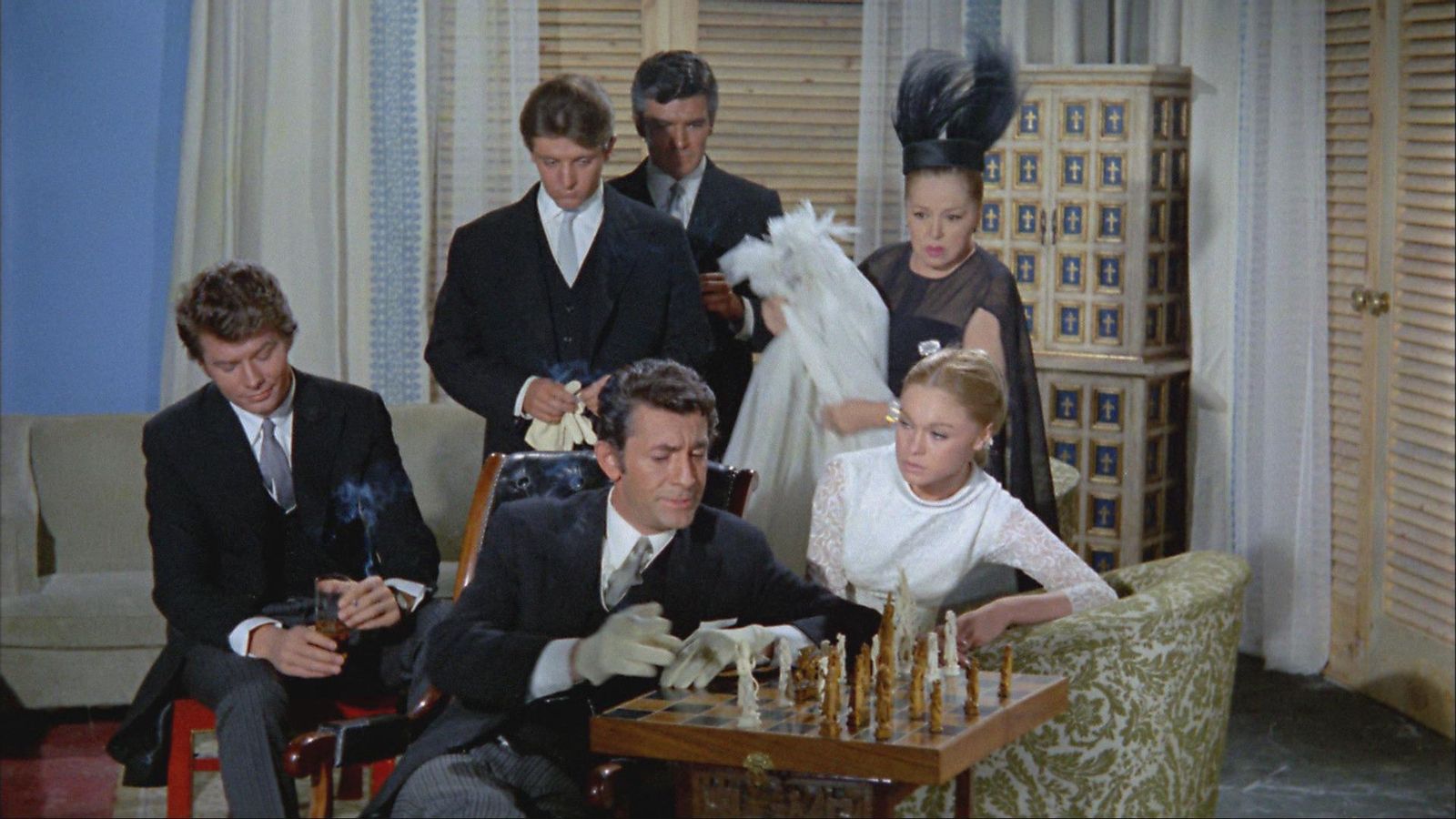 Hui dilluns, a les 18:00 h, la televisió pública oferix Las cuatro bodas de Marisol