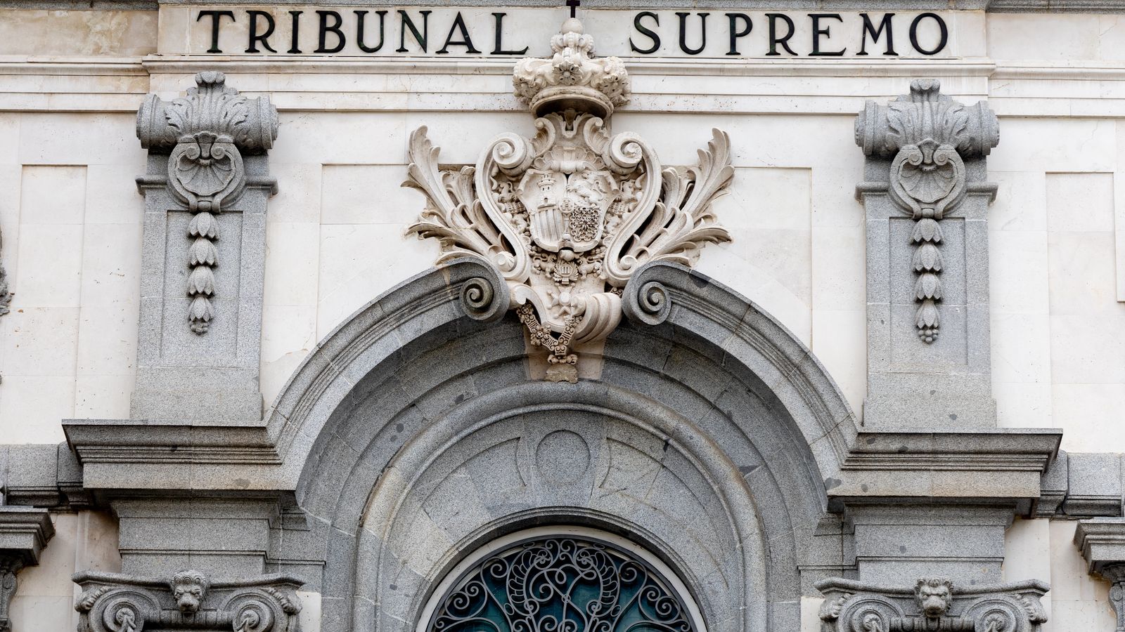 Façana del Tribunal Suprem