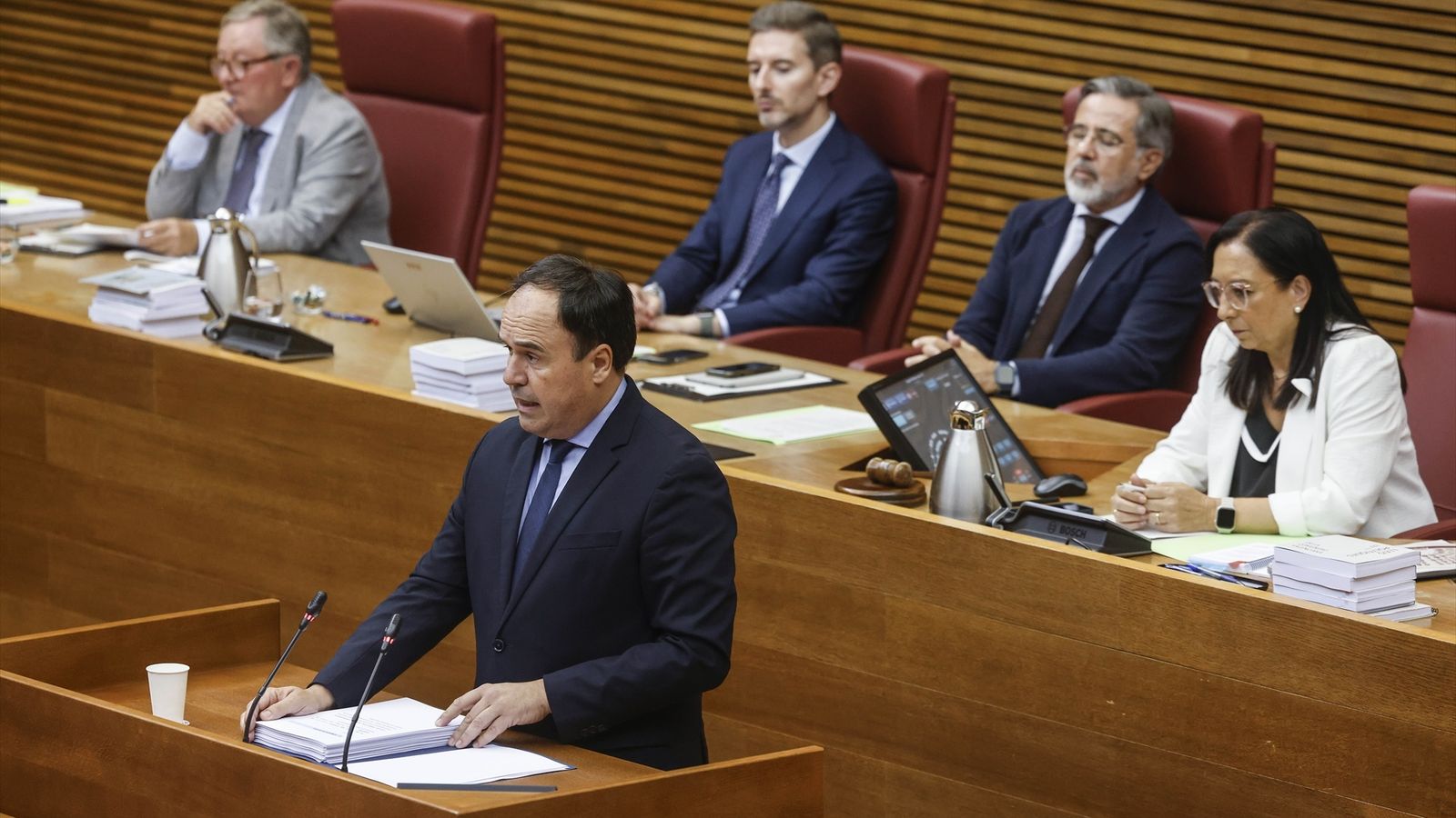 El president de la Generalitat, Juanfran Pérez Llorca, durant la seua intervenció en el debat de política general