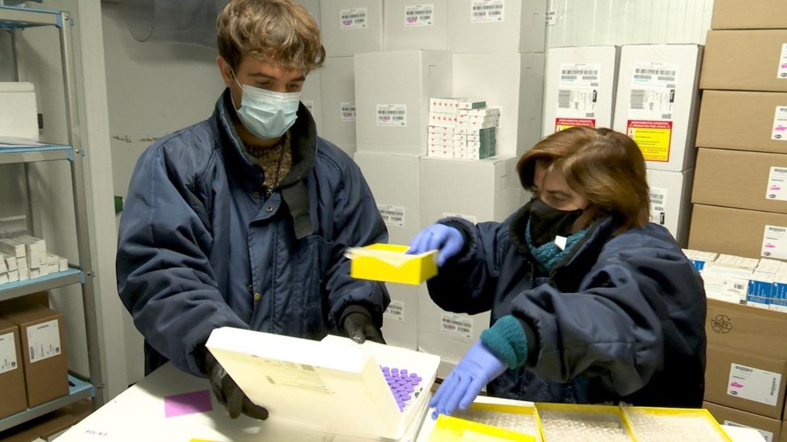 La segona remesa amb altres 31.000 vacunes de Pfizer ha arribat sense incidències