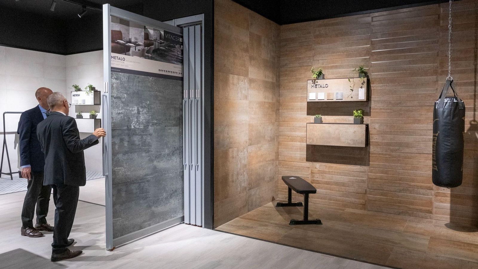 Un expositor de taulells, un dels sectors més afectats per la pujada del preu del gas