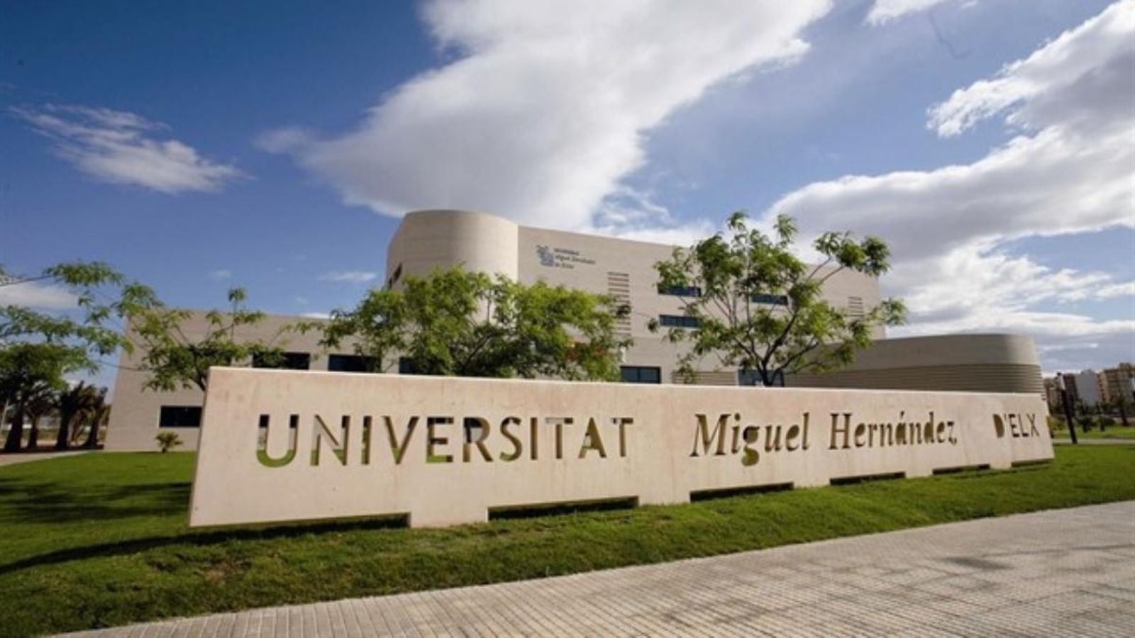 La comunitat universitària de la Miguel Hernández elegeix el seu rector i claustre