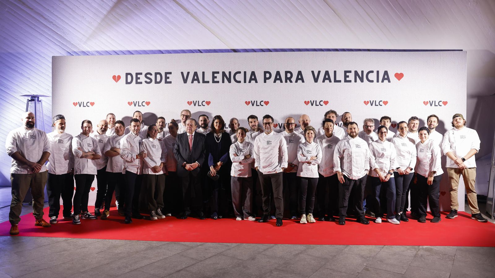 Desenes de xefs amb estrela Michelin i de primer nivell s'han sumat a la iniciativa