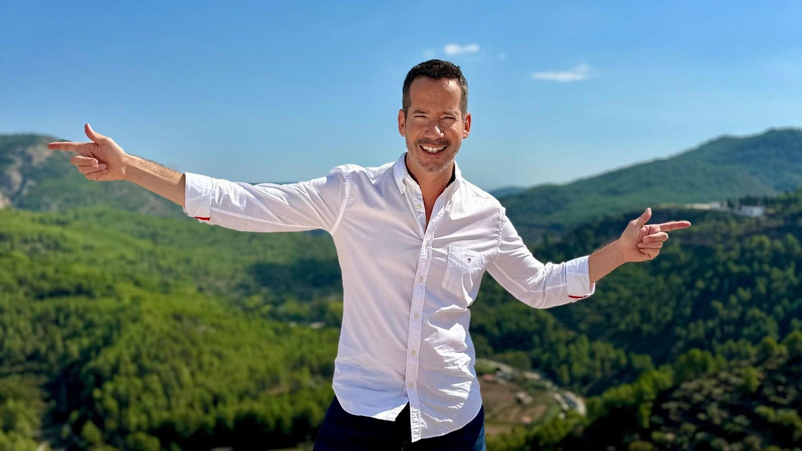 Llucena és coneguda popularment com 'La perla de la muntanya' i Ferran Cano ha progut comprovar la raó d'este nom tan especial