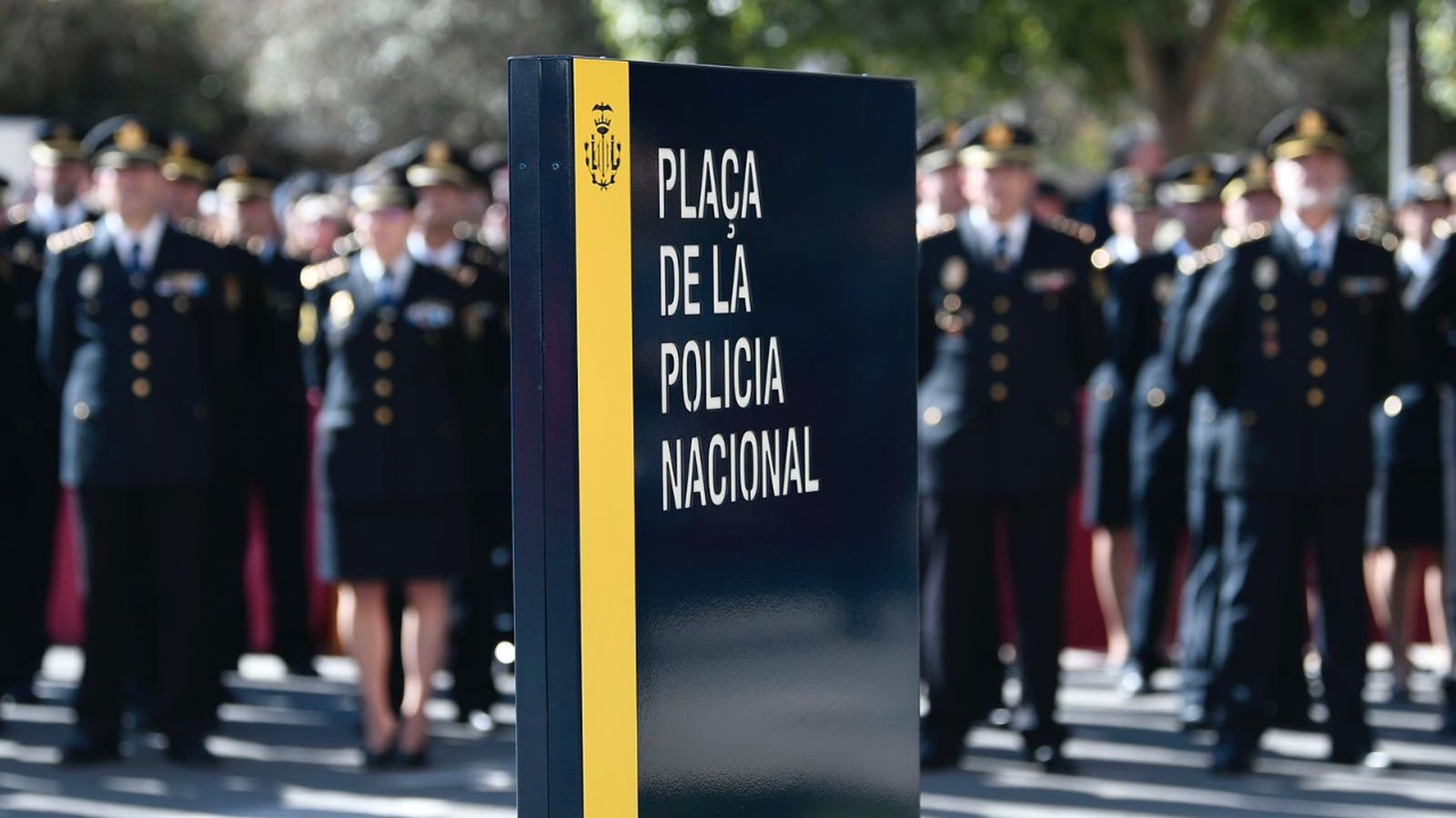 Plaça dedicada a la Policia Nacional a València