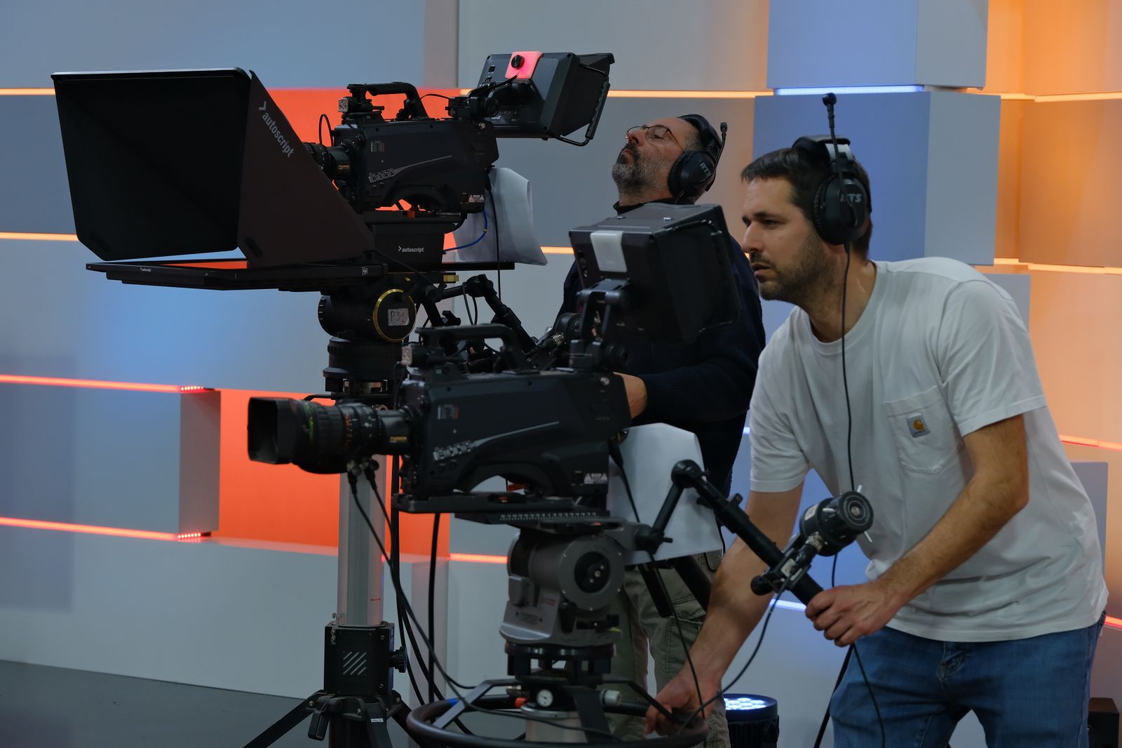 Els càmeres atents a tot el que passe en directe