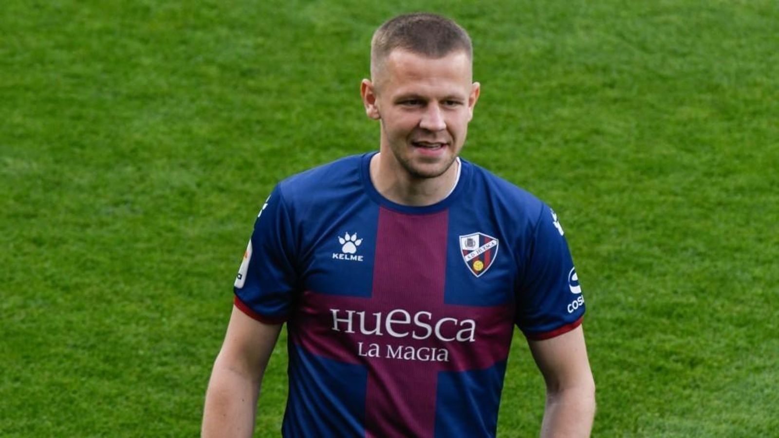 Denis Vavro ha donat positiu en Covid-19 i no podrà jugar contra Espanya